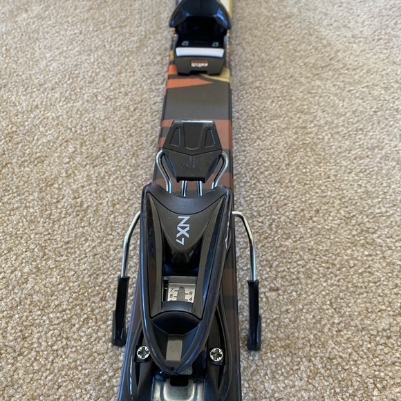 Volkl 2021 skis and 2021 technica ski boots - Picture 11 of 12